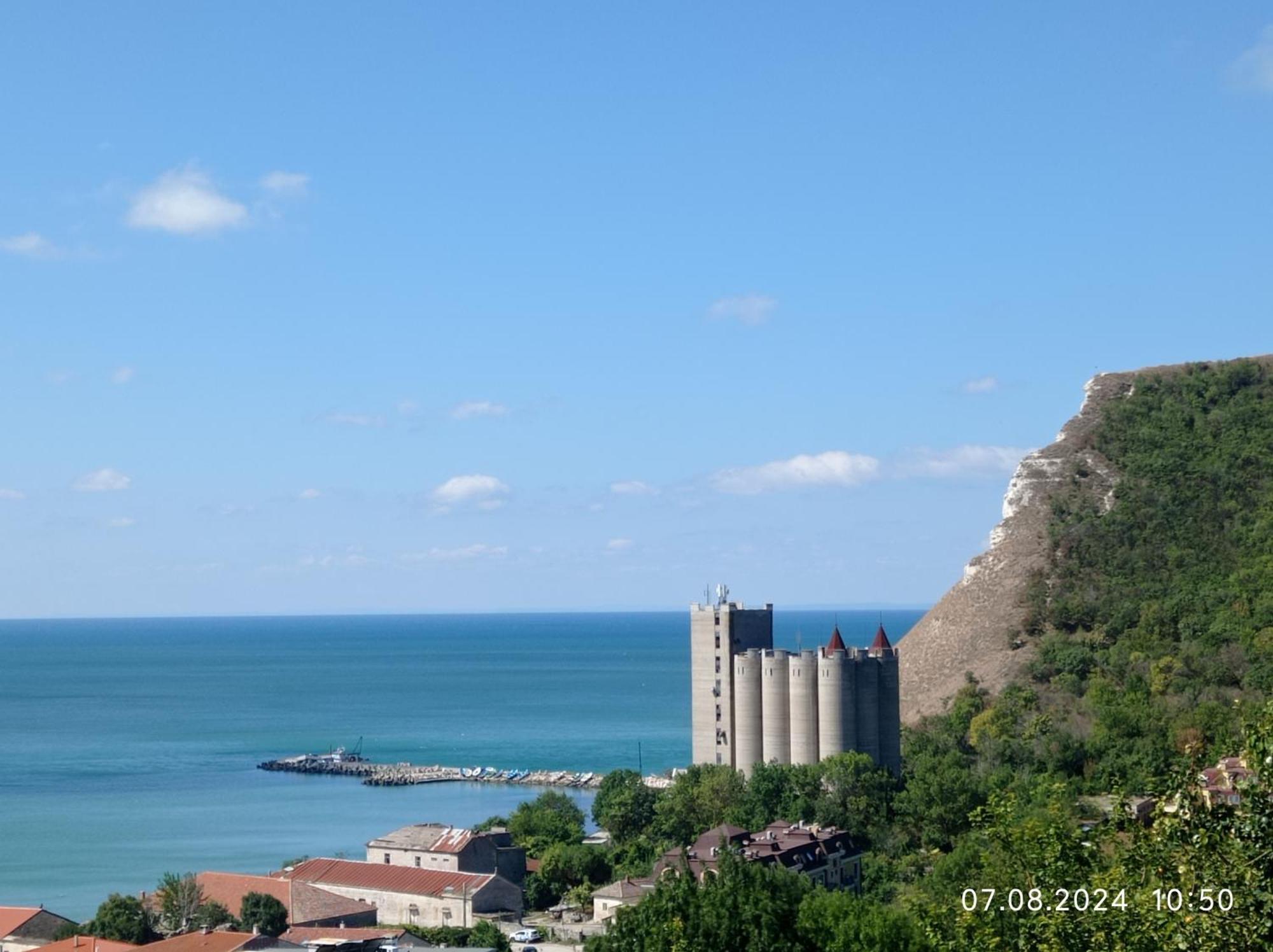 Villa Dechkoni Kavarna Exteriér fotografie